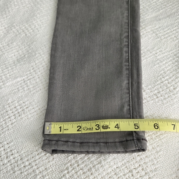NWOT Levi's 311 Skinny Shaping Jeans - Picture 7 of 15